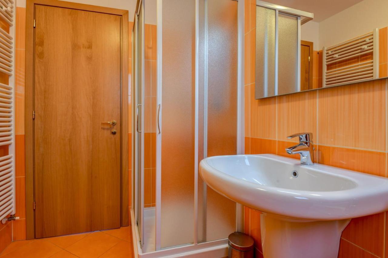 6 Happiness Appartement Toscolano Maderno Buitenkant foto