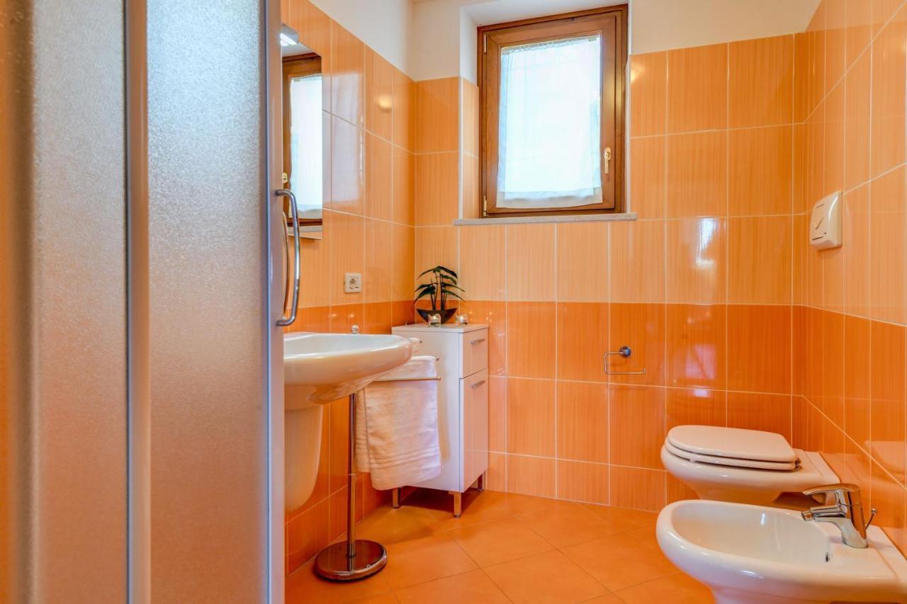 6 Happiness Appartement Toscolano Maderno Buitenkant foto