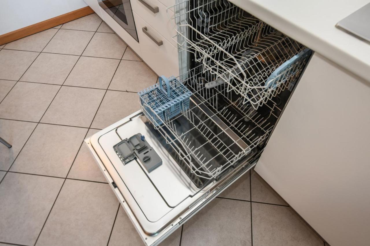 6 Happiness Appartement Toscolano Maderno Buitenkant foto